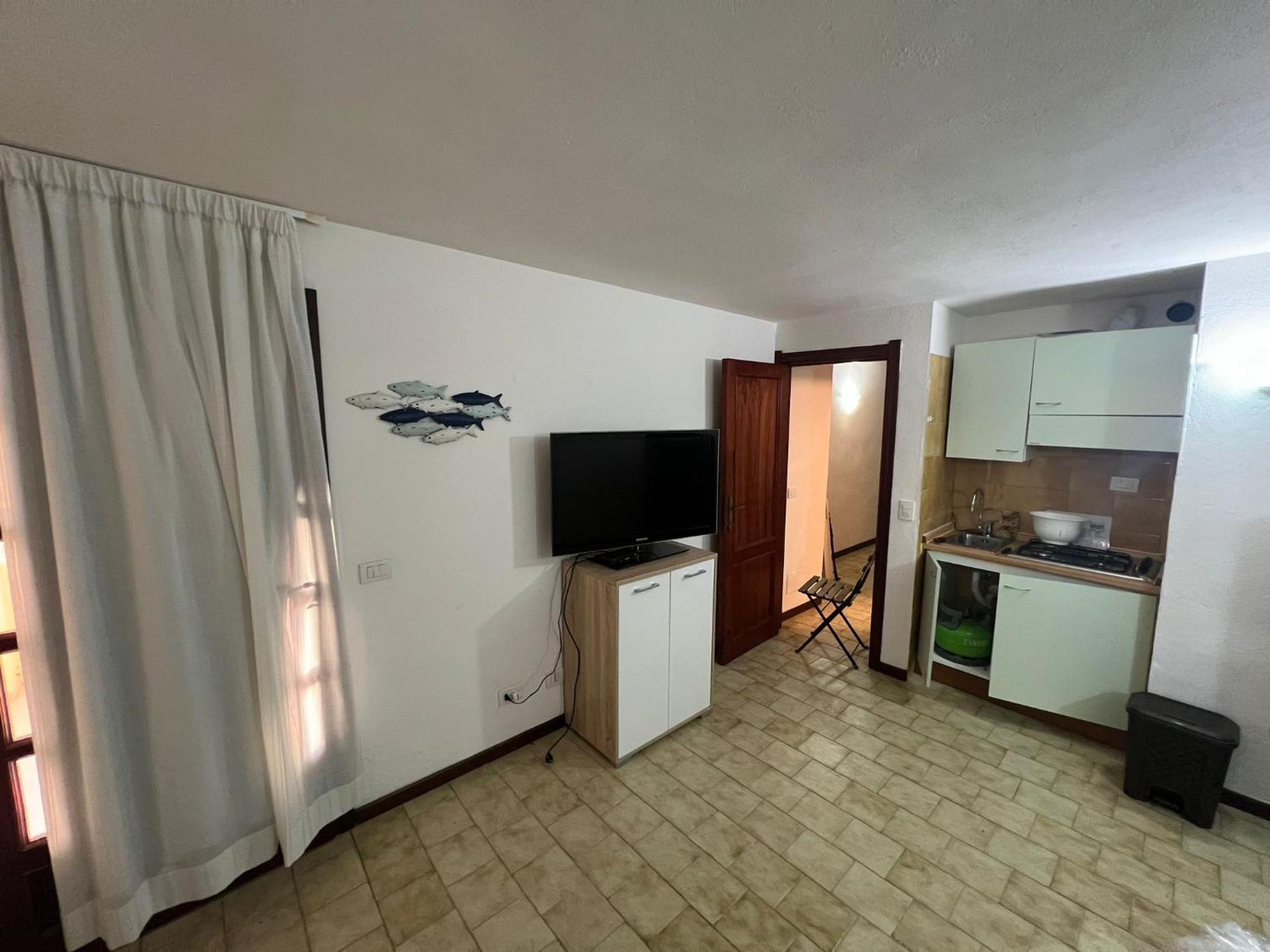 Centro Servizi Marinella *